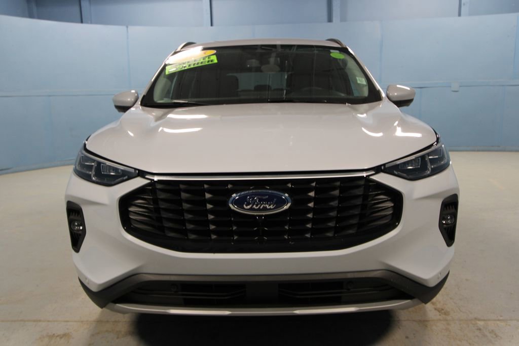 Used 2025 Ford Escape Platinum w/ Premium Technology Package image 23