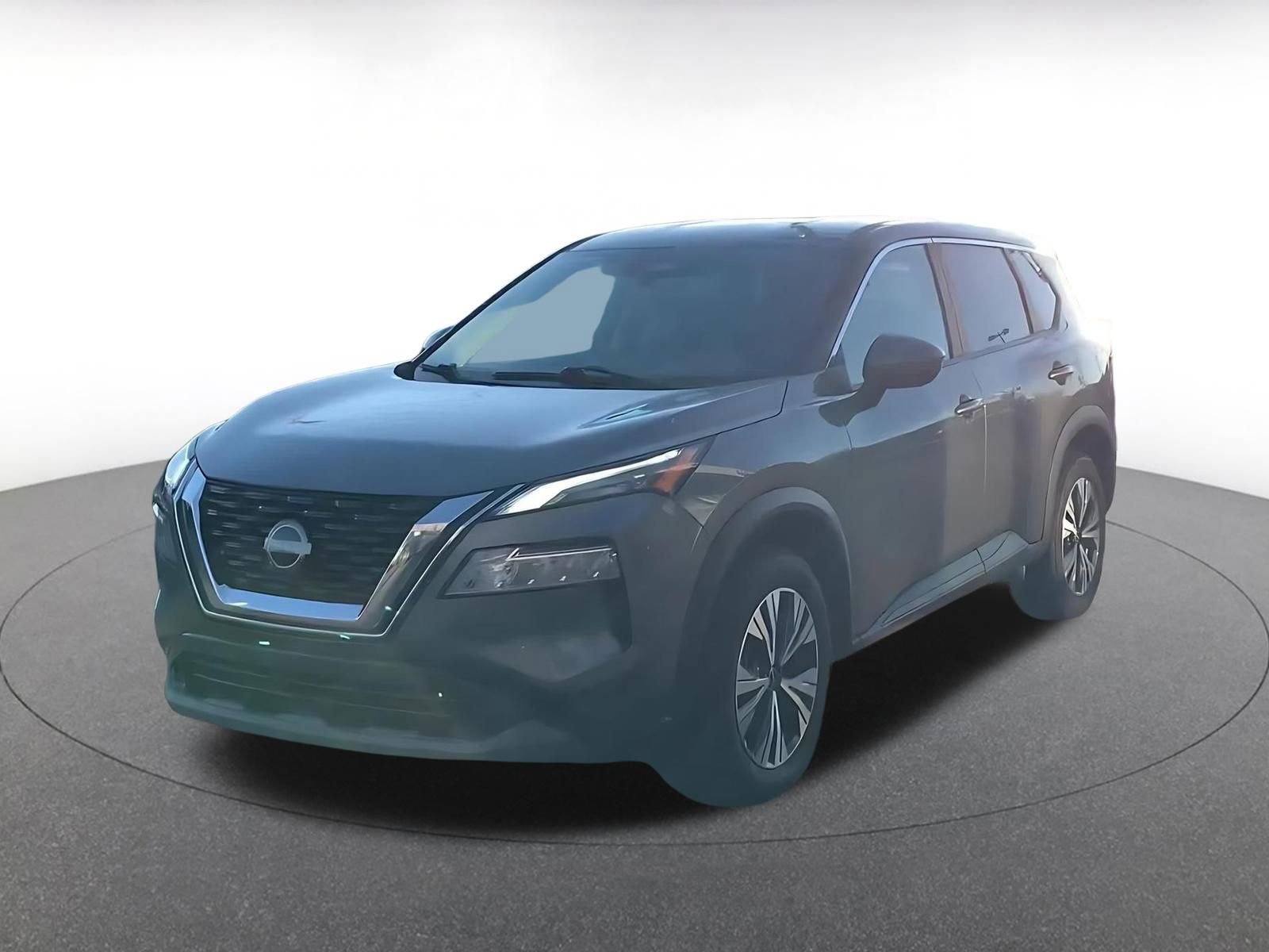 Used 2023 Nissan Rogue SV image 7