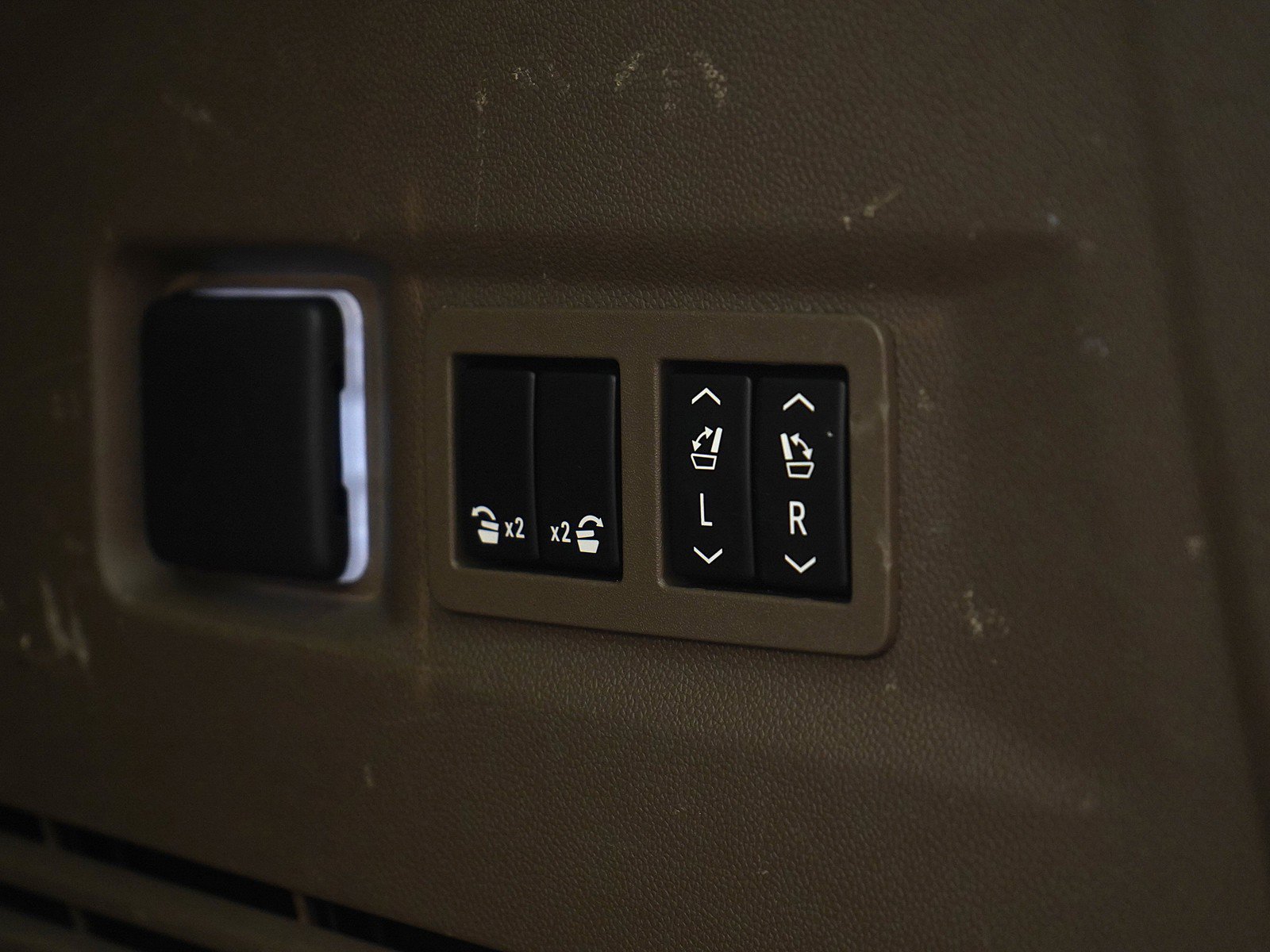 Used 2021 GMC Yukon Denali image 20