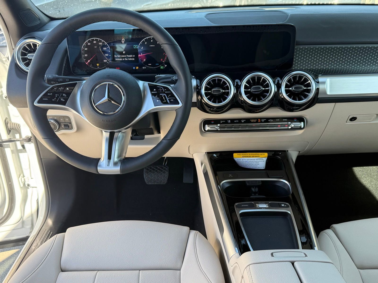 New 2025 Mercedes-Benz GLB 250 image 24