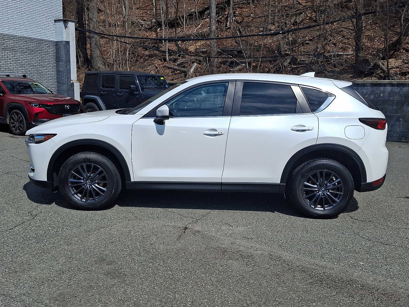 Used 2019 MAZDA CX-5 Touring image 7