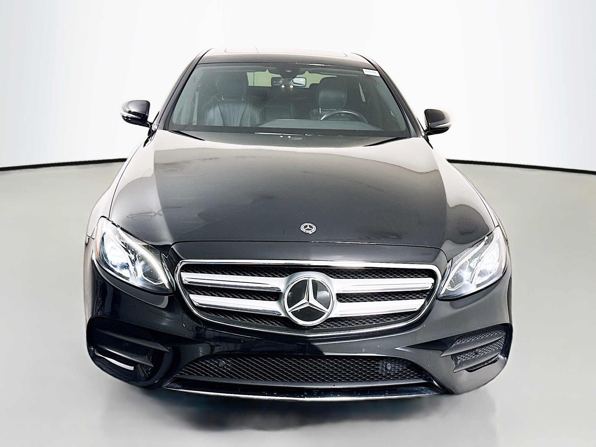 Used 2020 Mercedes-Benz E 350 Sedan w/ Premium Package image 2