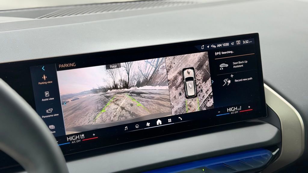 Certified 2025 BMW X3 xDrive30i w/ Premium Package image 17