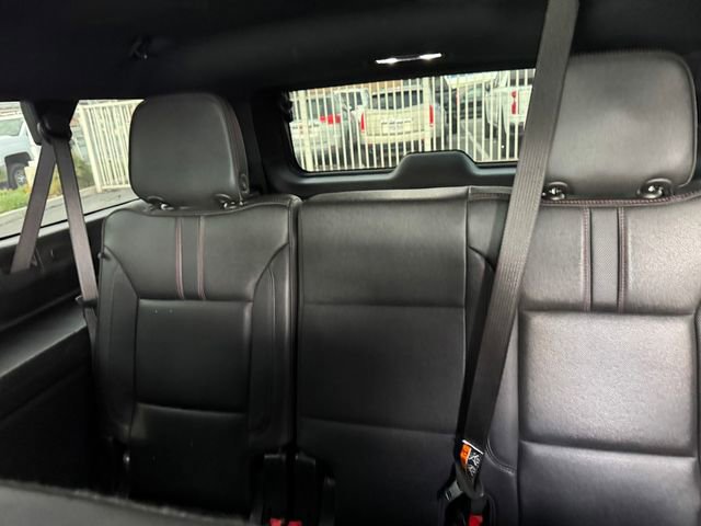 Certified 2025 Chevrolet Suburban RST image 12