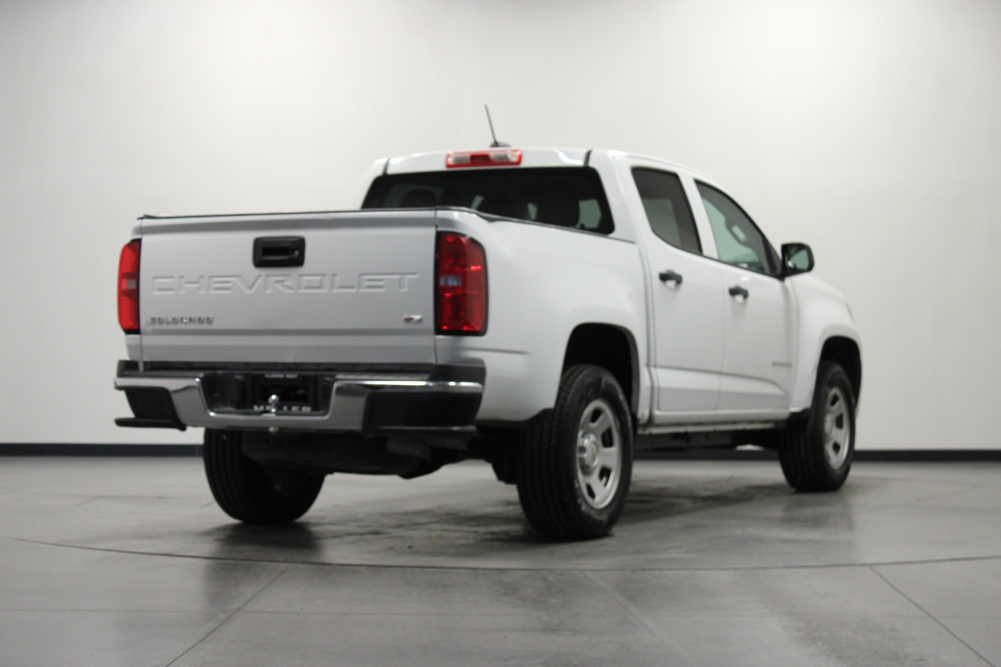 Used 2022 Chevrolet Colorado W/T w/ WT Convenience Package RWD image 4