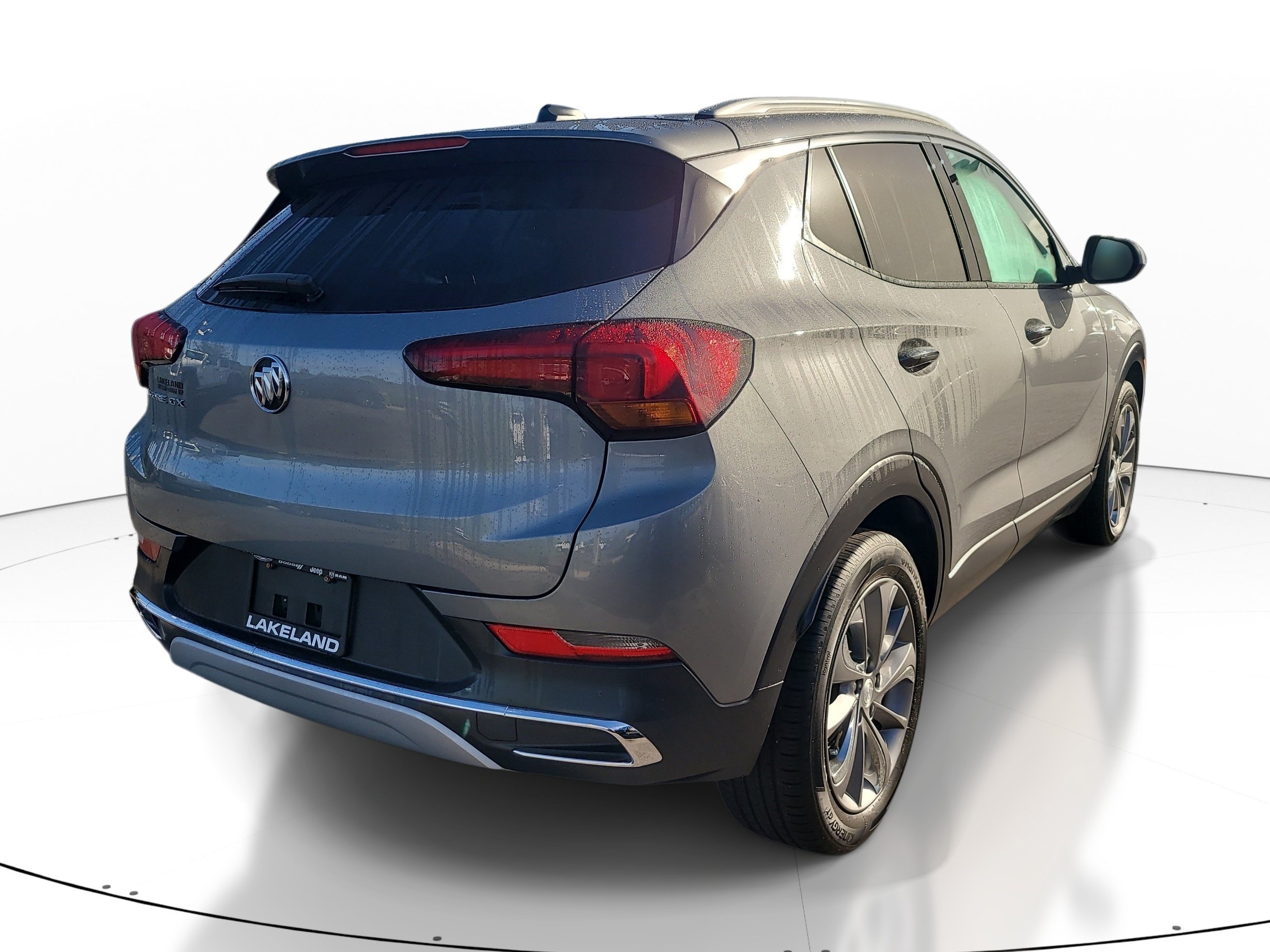 Used 2023 Buick Encore GX Essence w/ Experience Buick Package FWD image 4