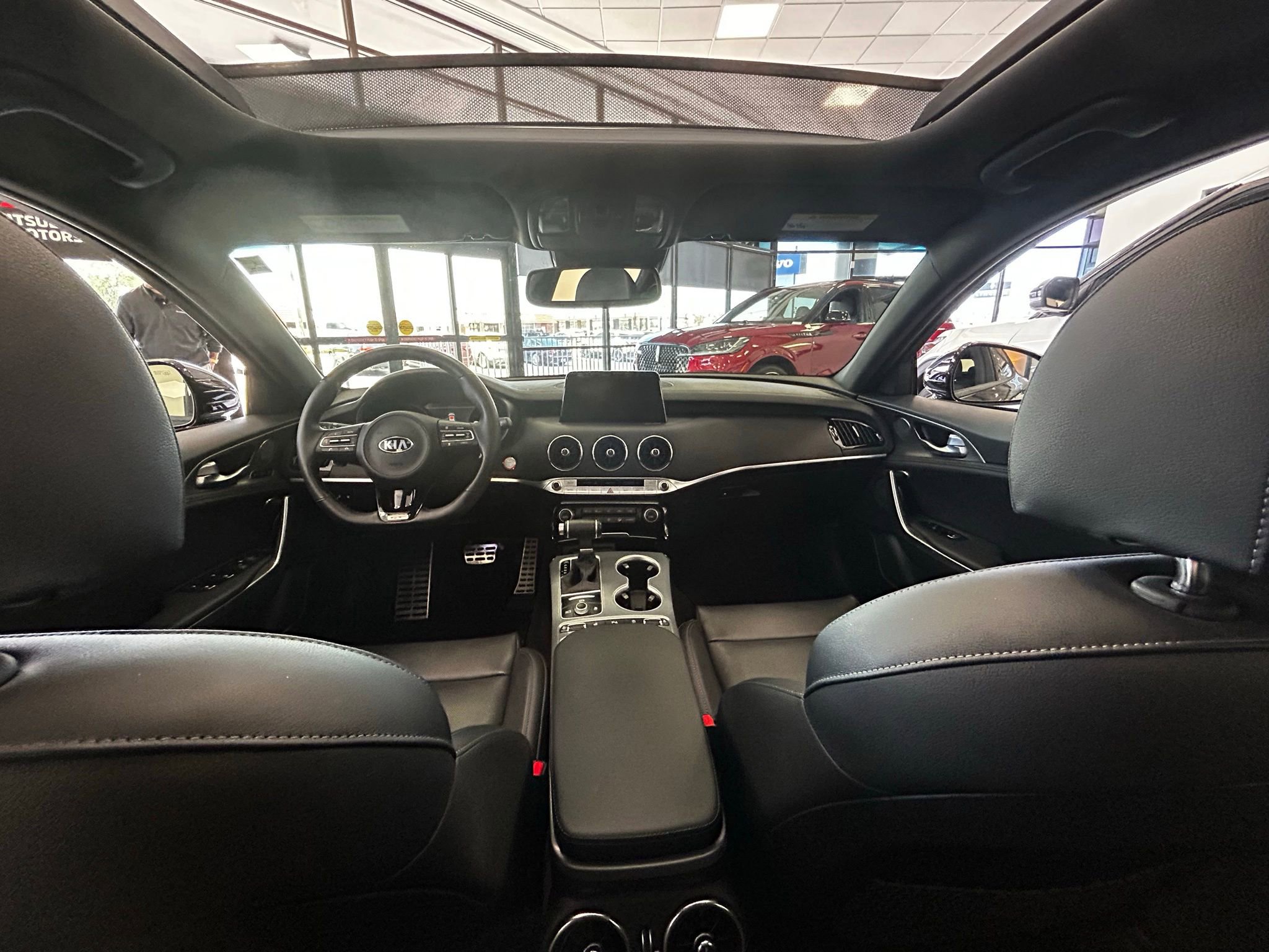 Used 2021 Kia Stinger GT1 AWD/4WD image 10