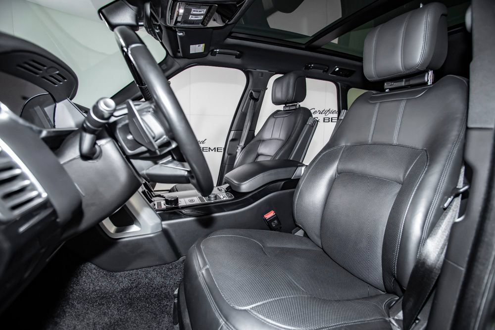 Used 2020 Land Rover Range Rover HSE AWD/4WD image 13