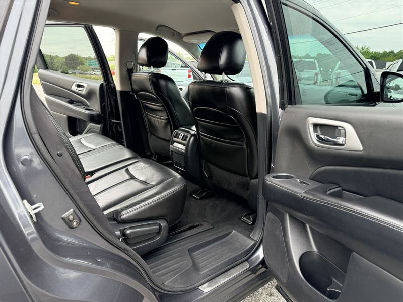 Used 2013 Nissan Pathfinder SL w/ Cargo Pkg FWD image 16