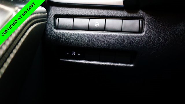 Used 2022 Nissan Rogue SV image 26