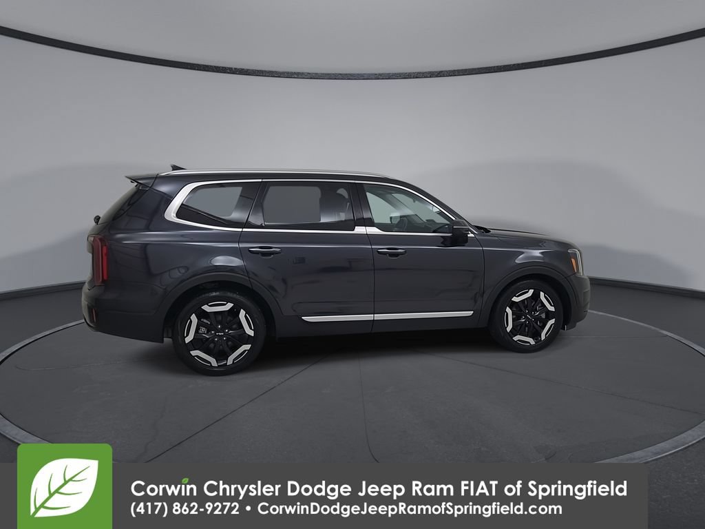 Used 2025 Kia Telluride S AWD/4WD image 15