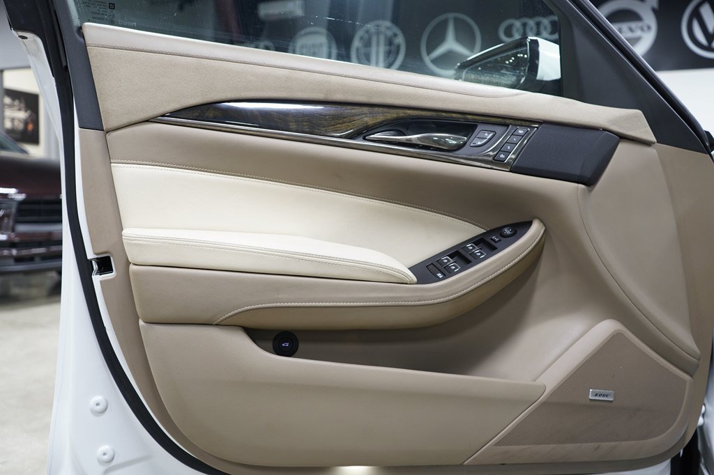 Used 2016 Cadillac CTS Luxury RWD image 9