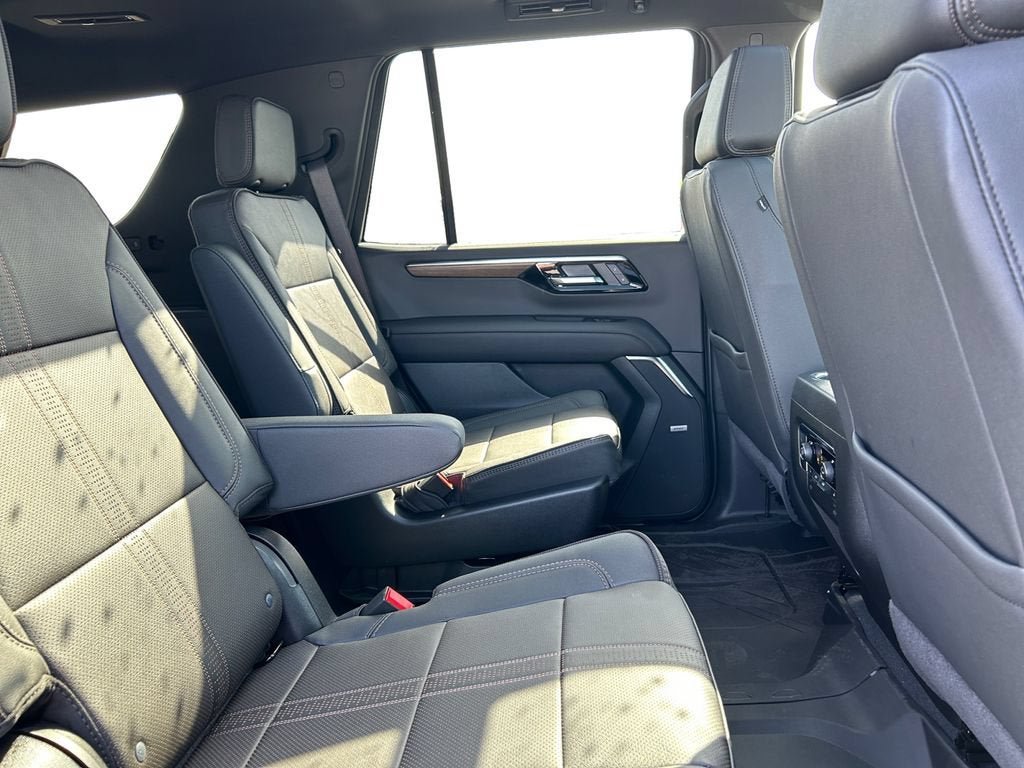 New 2026 Chevrolet Tahoe High Country RWD image 18