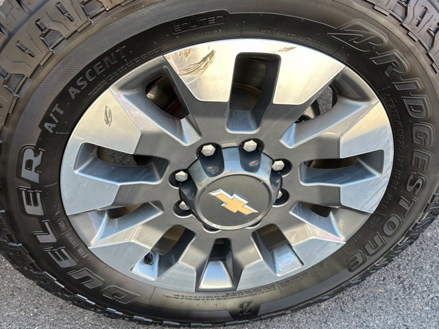 Used 2021 Chevrolet Silverado 2500 Custom w/ Custom Value Package AWD/4WD image 33