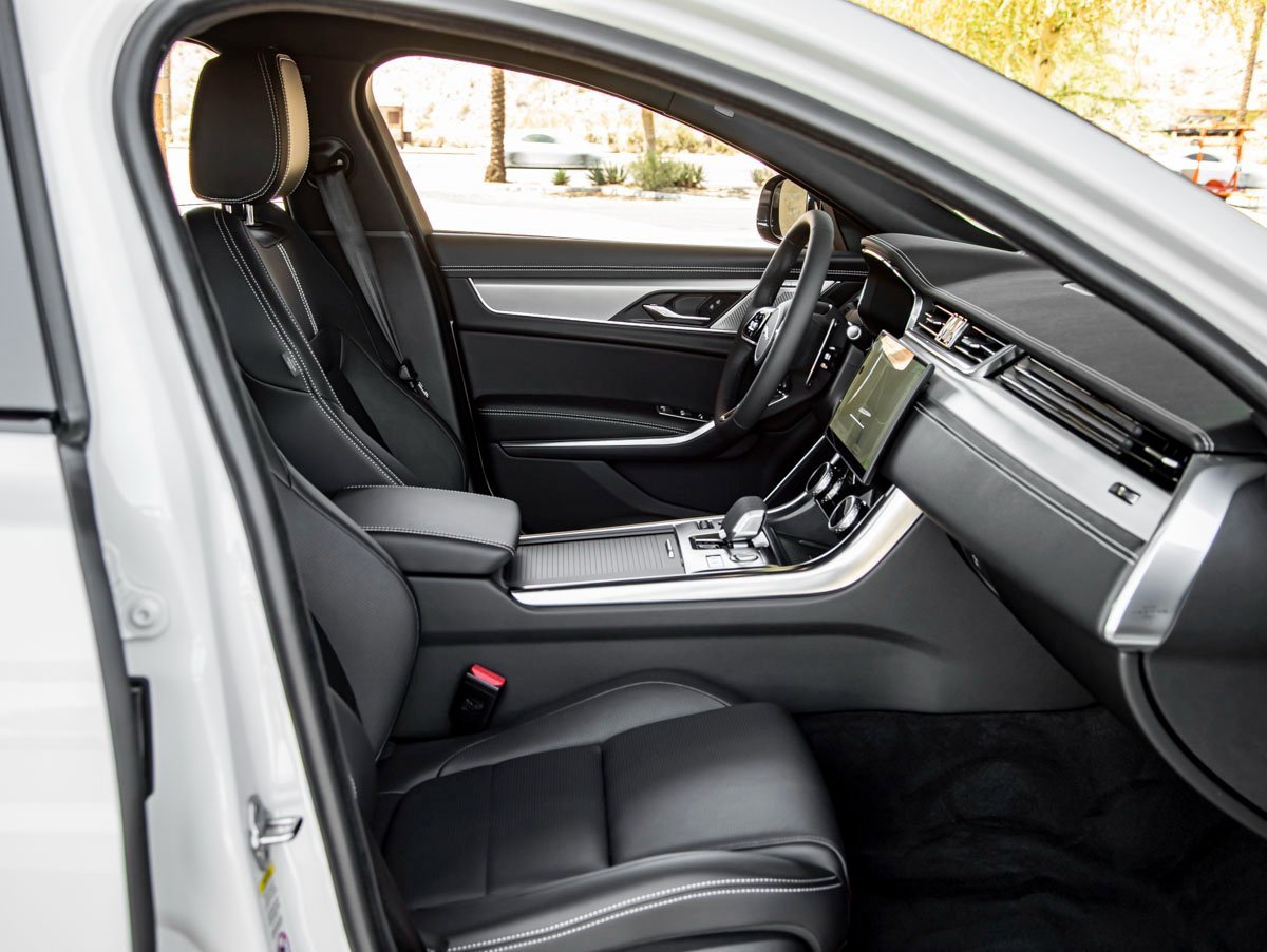 New 2024 Jaguar XF R-Dynamic SE image 26