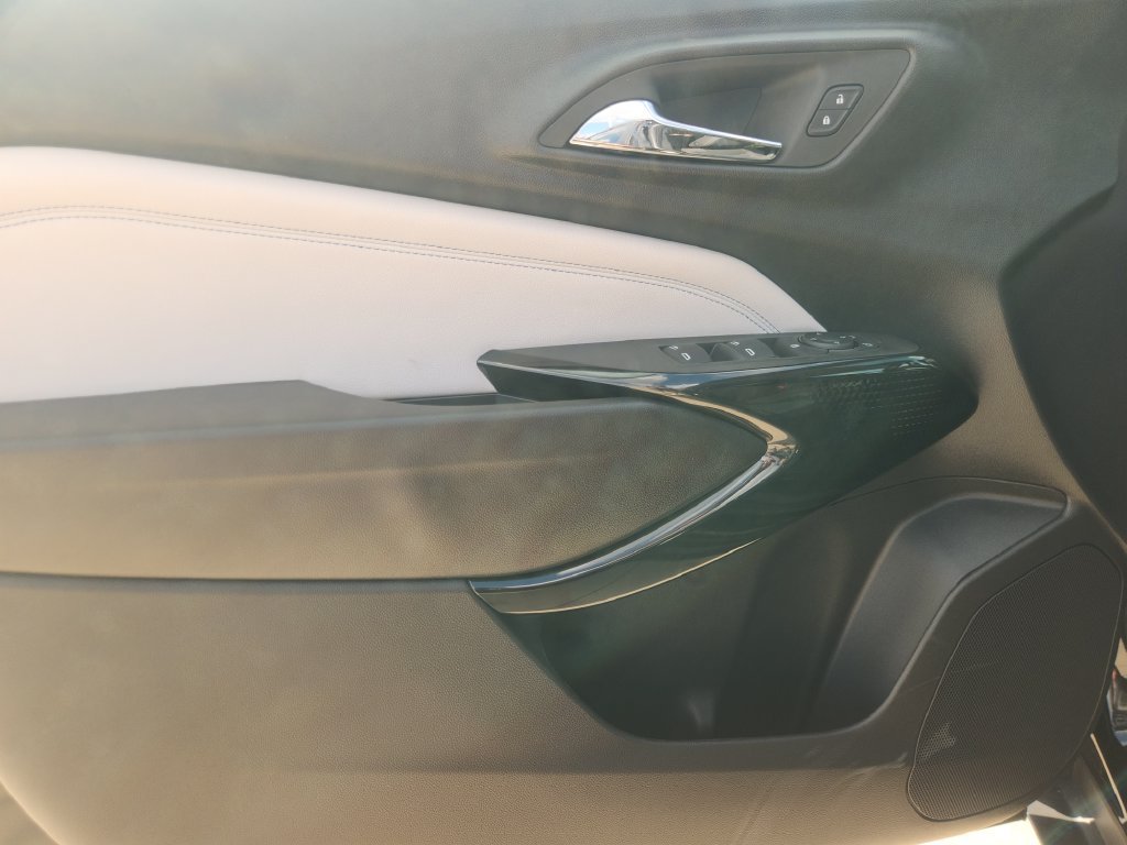 New 2026 Chevrolet Trax LT w/ Driver Confidence Package FWD image 19