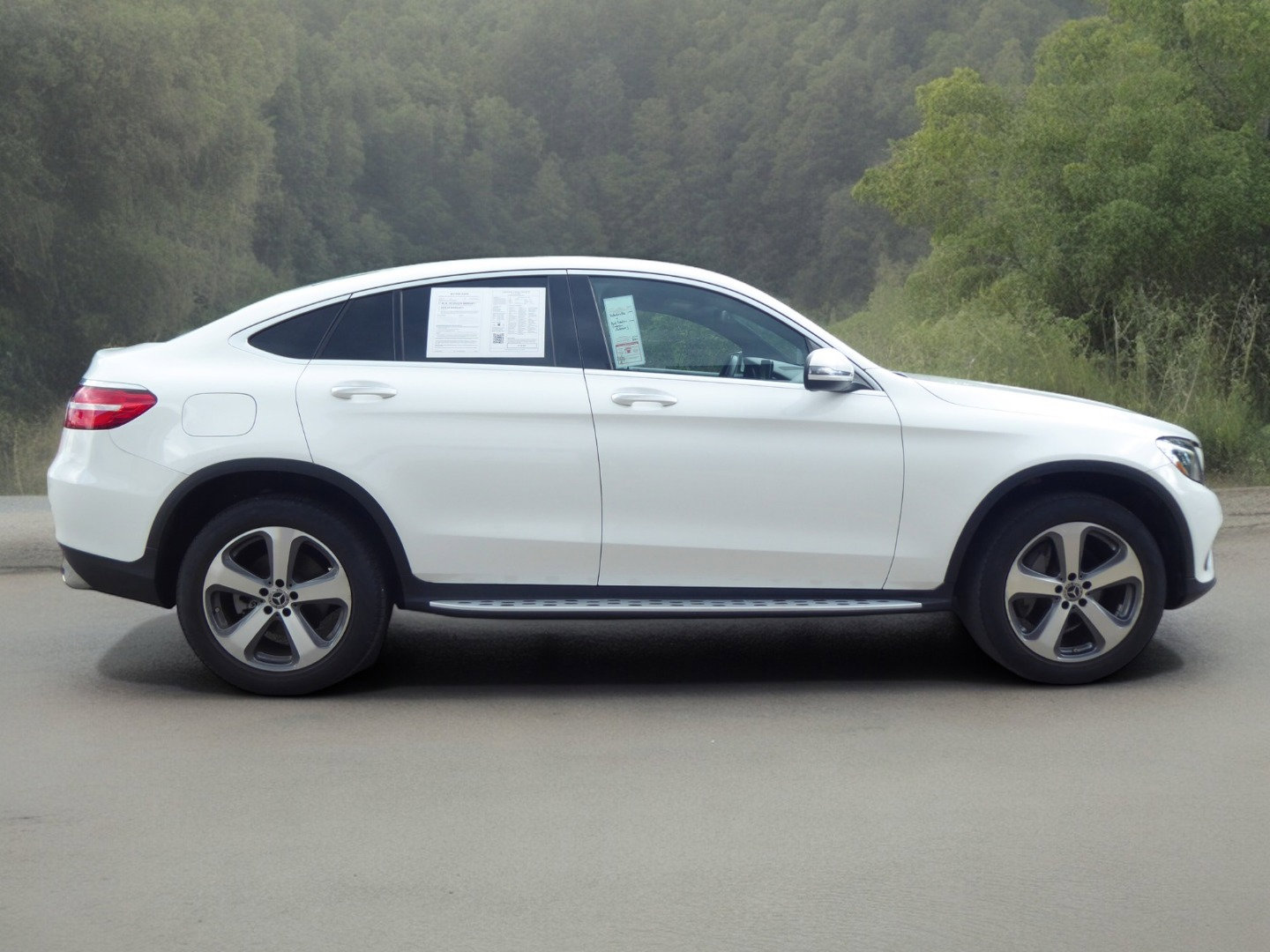 Used 2018 Mercedes-Benz GLC 300 4MATIC Coupe image 6