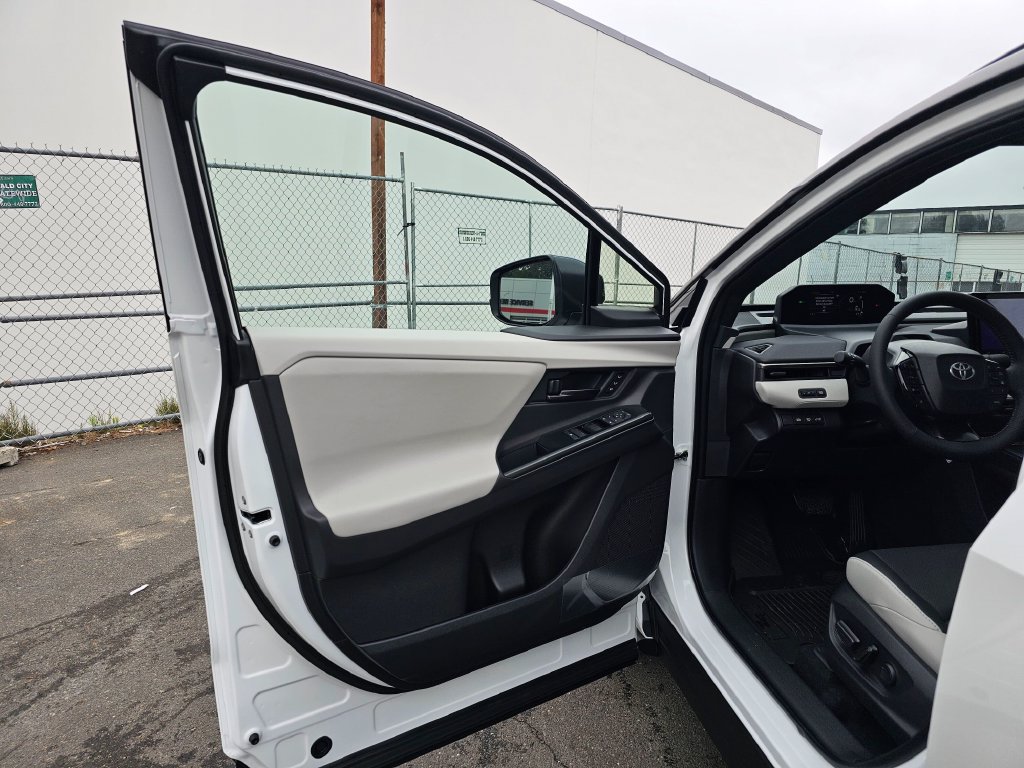New 2027 Toyota bZ AWD/4WD image 18