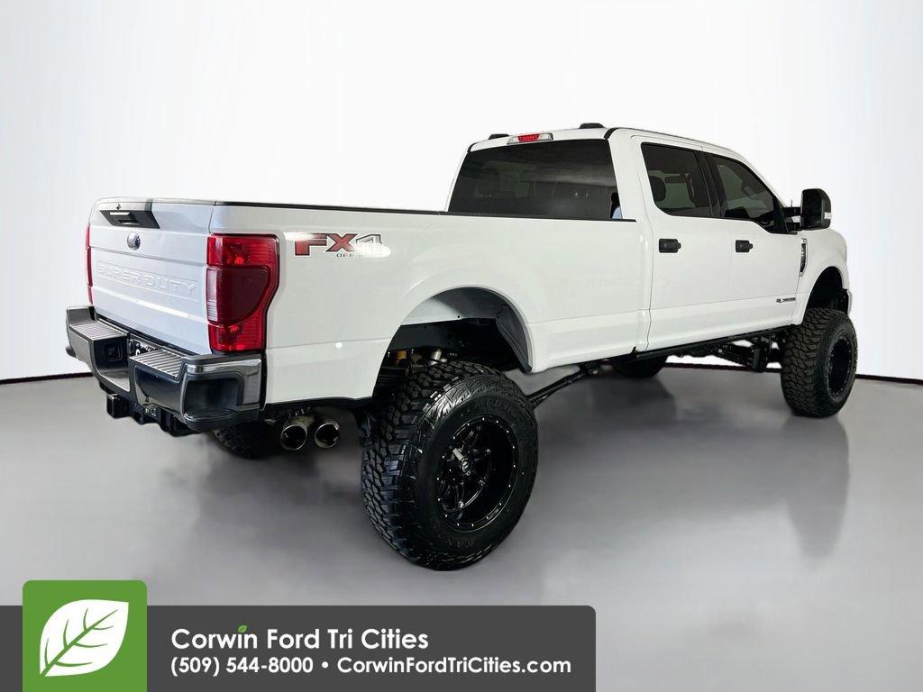 Used 2022 Ford F350 XLT w/ FX4 Off-Road Package image 14