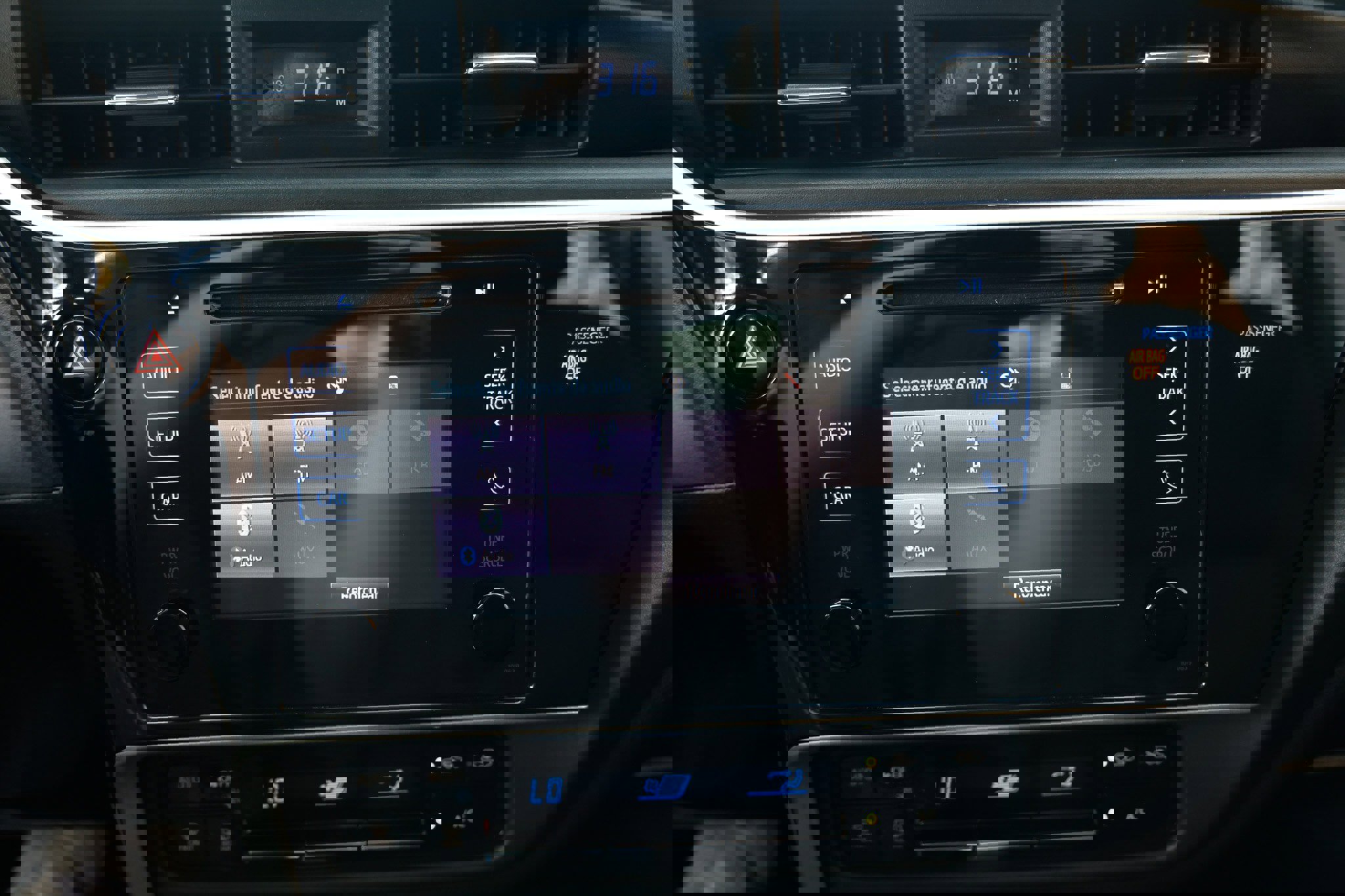 Used 2019 Toyota Corolla LE image 31