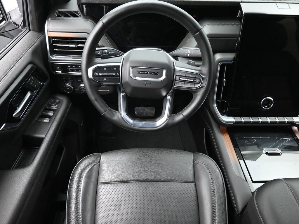 Used 2025 GMC Yukon Denali image 13