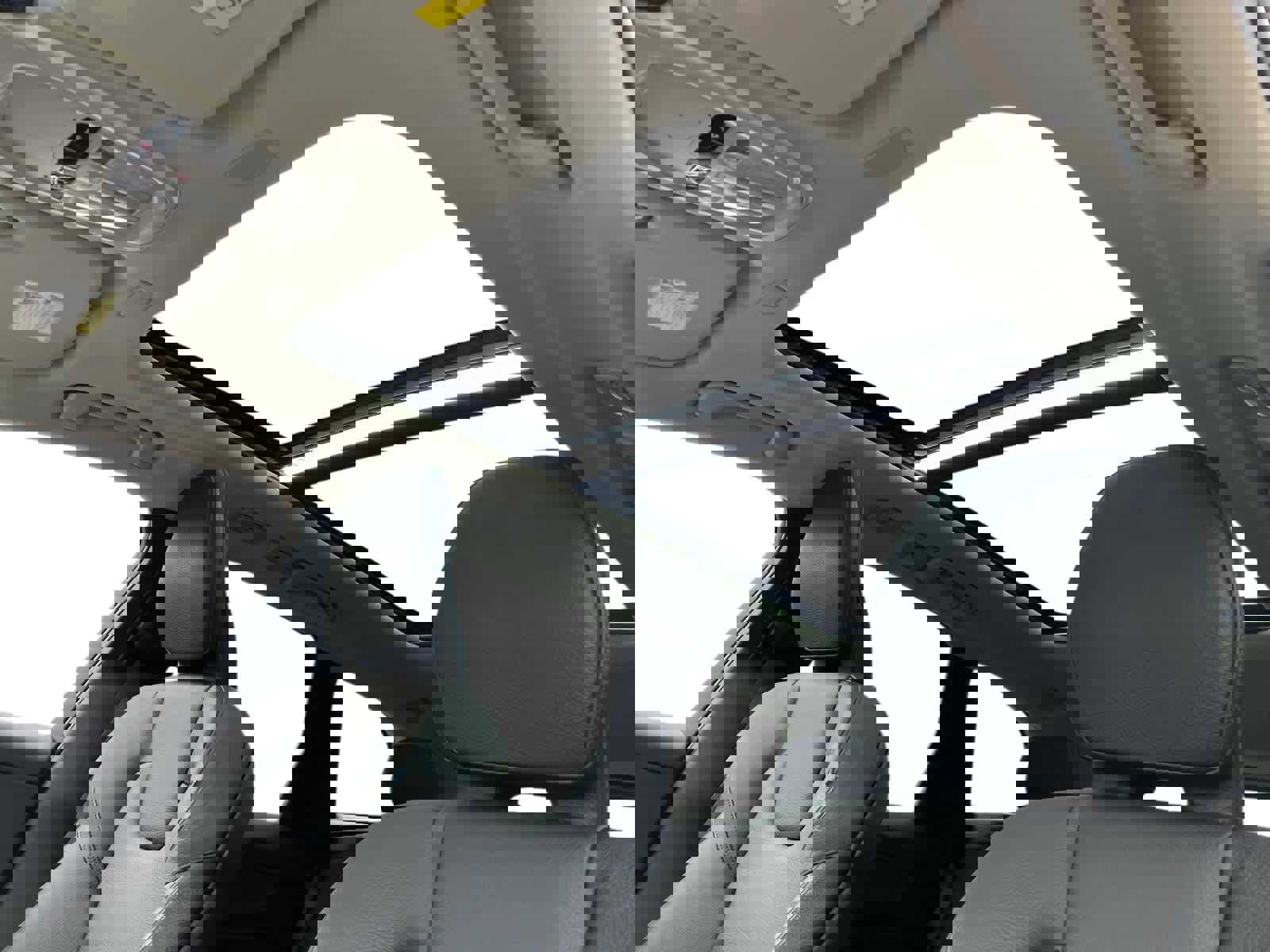 Used 2023 Volvo XC60 B5 Plus w/ Climate Package image 12