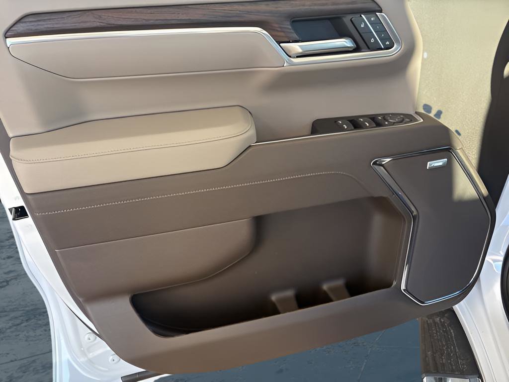 New 2026 GMC Sierra 1500 SLT image 16