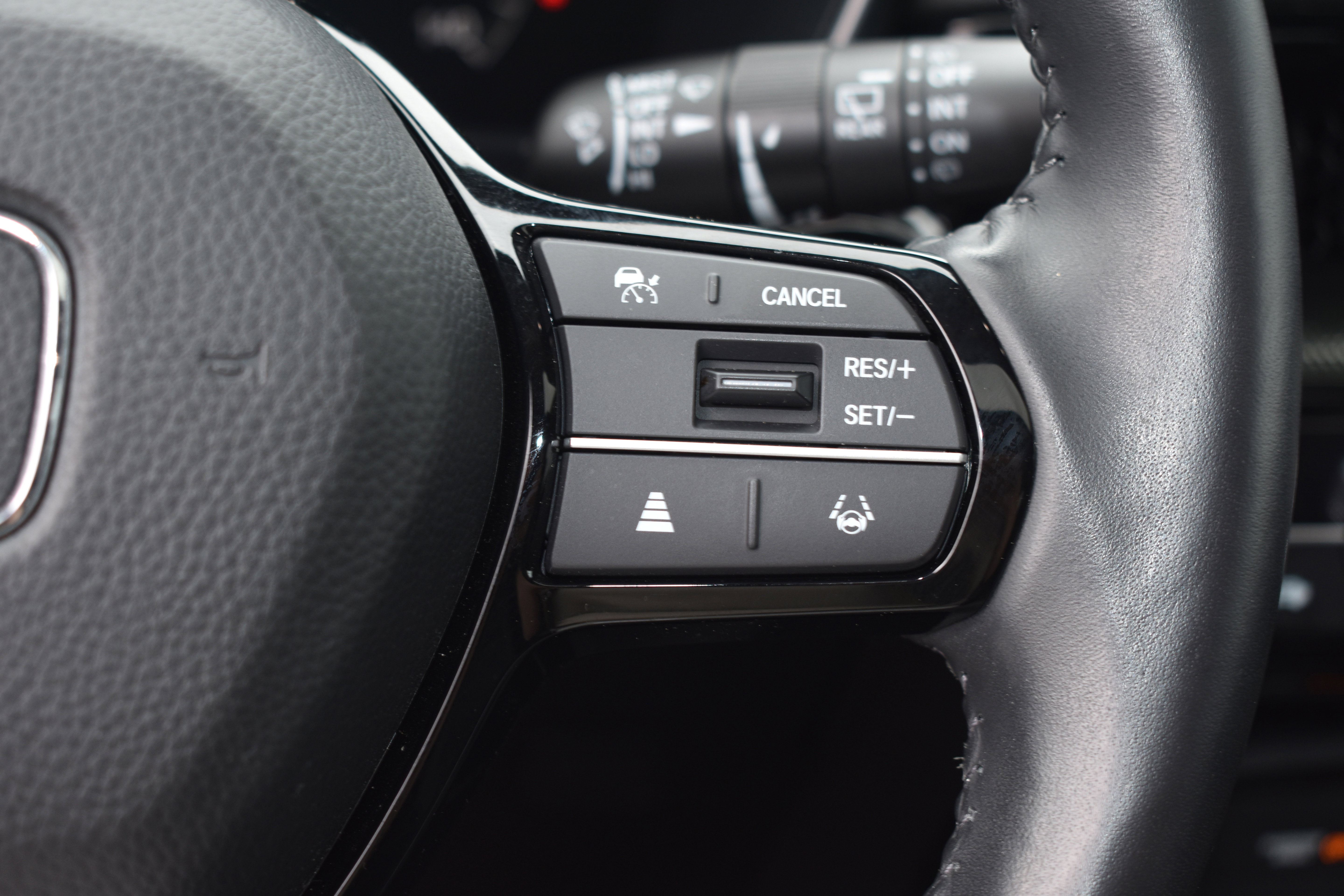 Used 2024 Honda CR-V EX-L image 14