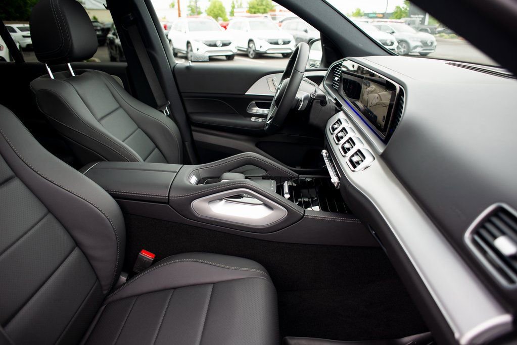Certified 2025 Mercedes-Benz GLE 350 4MATIC image 34