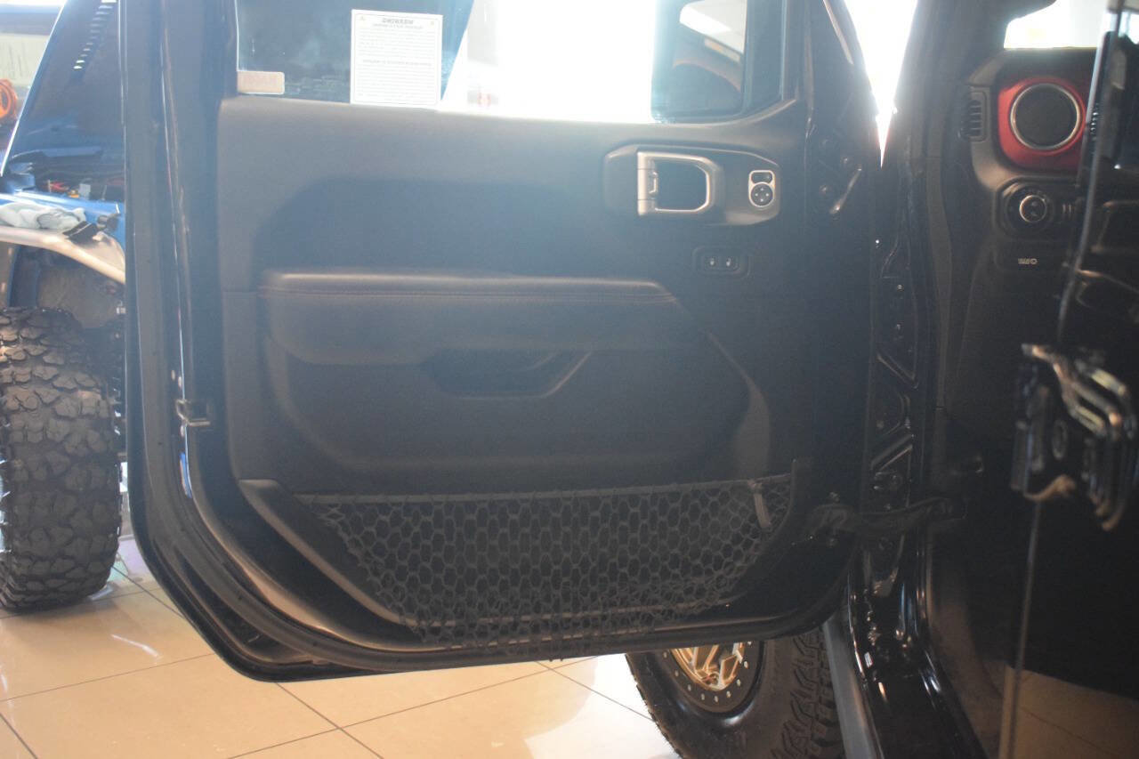 Used 2020 Jeep Gladiator Rubicon image 36