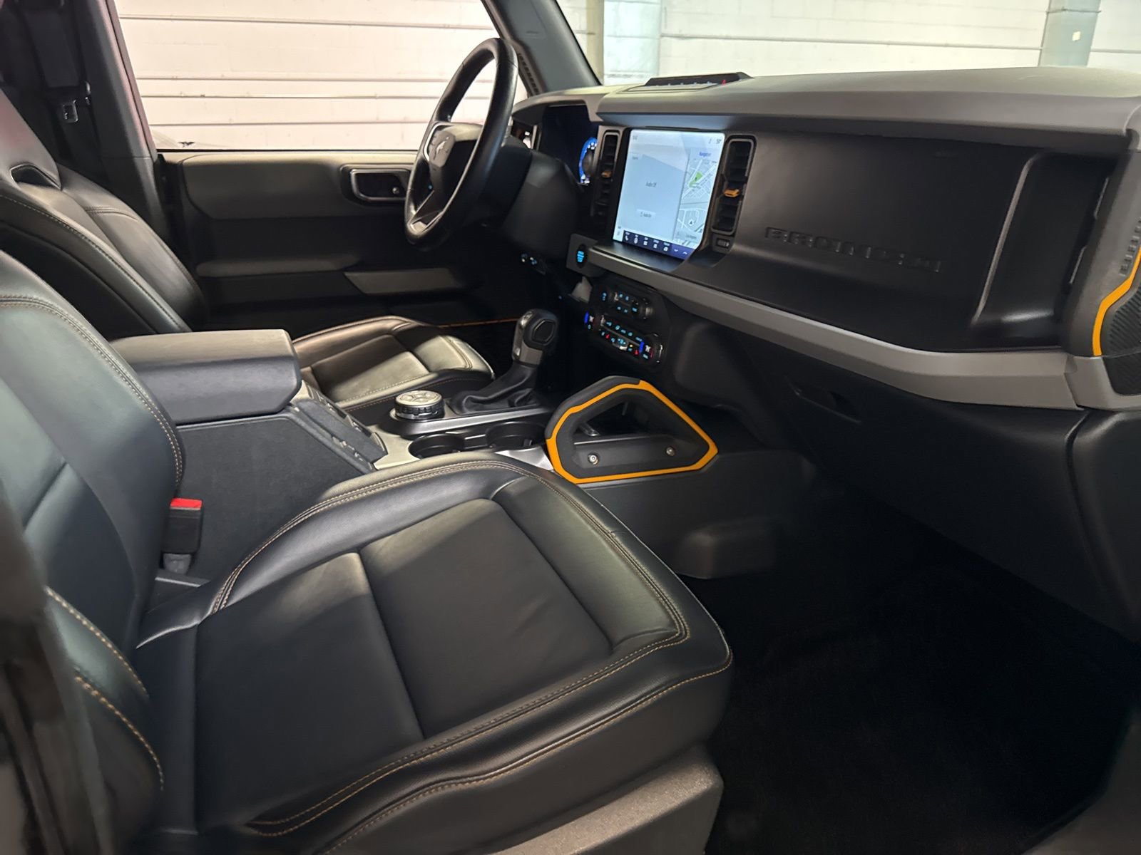 Used 2023 Ford Bronco Badlands image 27