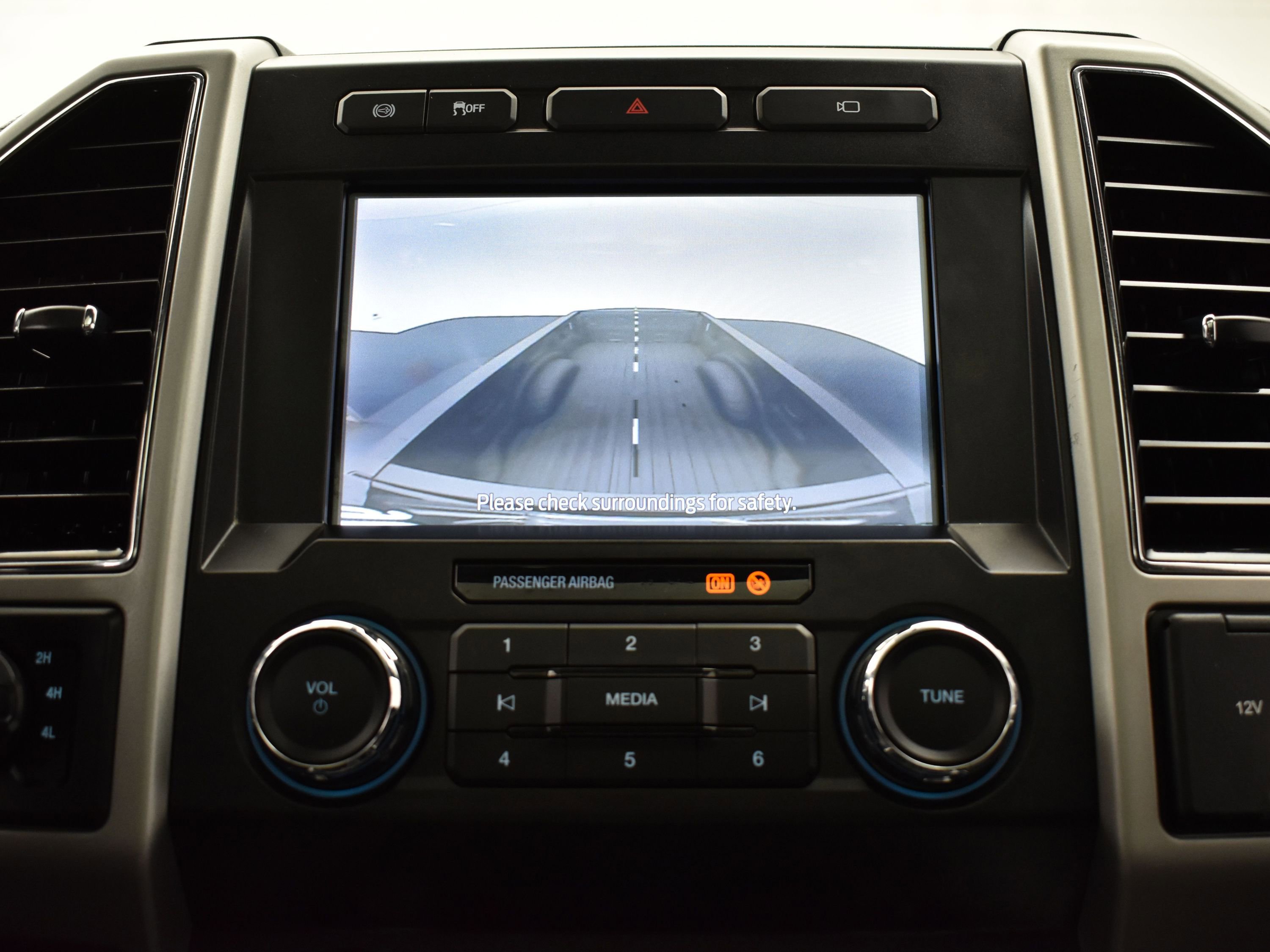 Used 2021 Ford F250 Lariat image 30