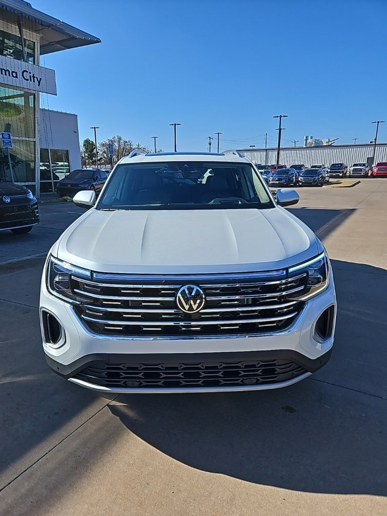 New 2026 Volkswagen Atlas SEL image 2