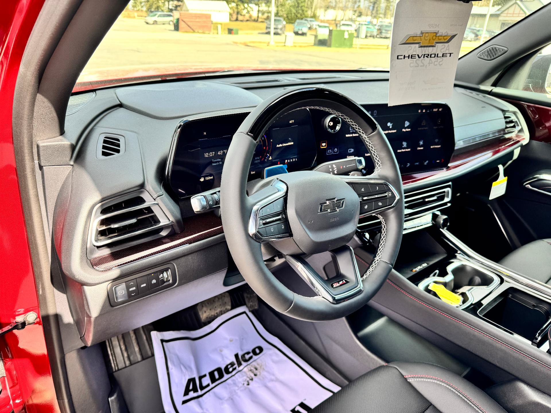 New 2026 Chevrolet Traverse Z71 w/ Enhanced Driving Package AWD/4WD image 9