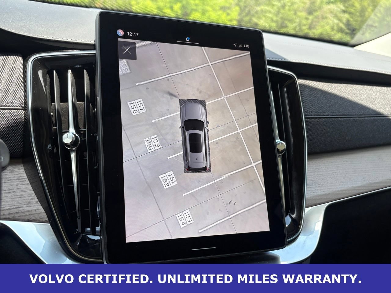 Certified 2025 Volvo XC90 B6 Plus AWD/4WD image 21