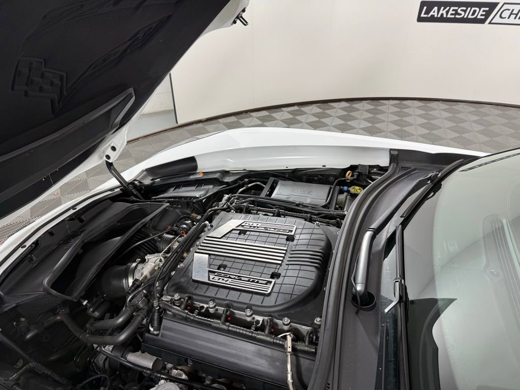 Used 2016 Chevrolet Corvette Z06 w/ 3LZ Preferred Equipment Group image 30