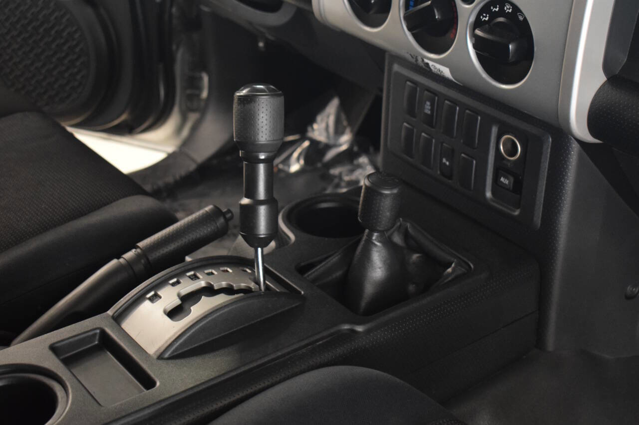 Used 2008 Toyota FJ Cruiser 4WD image 47