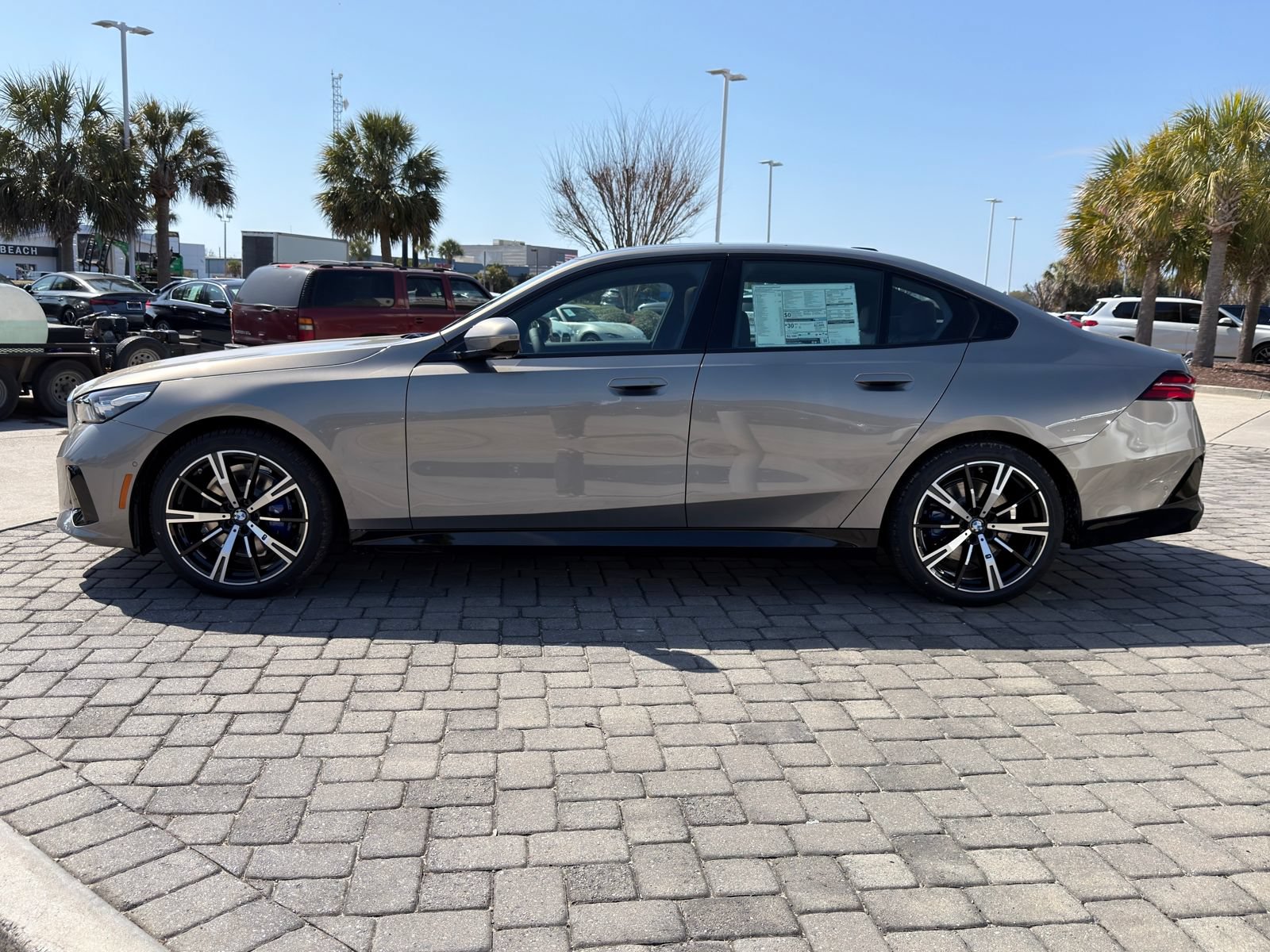 New 2026 BMW 530i xDrive w/ M Sport Package AWD/4WD image 12