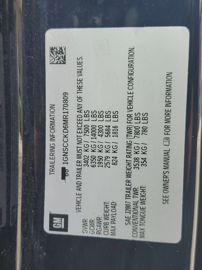 Used 2021 Chevrolet Suburban LT image 32