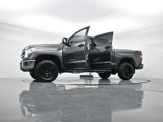 Used 2017 Toyota Tundra SR5 image 51