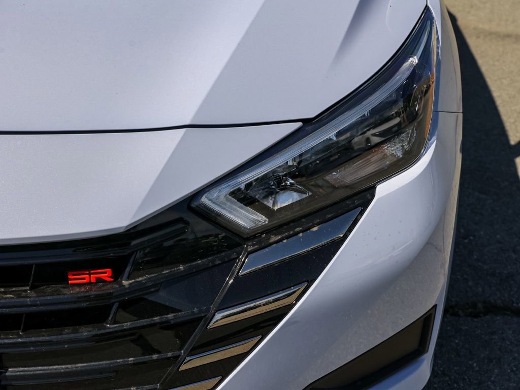 New 2025 Nissan Versa SR image 10