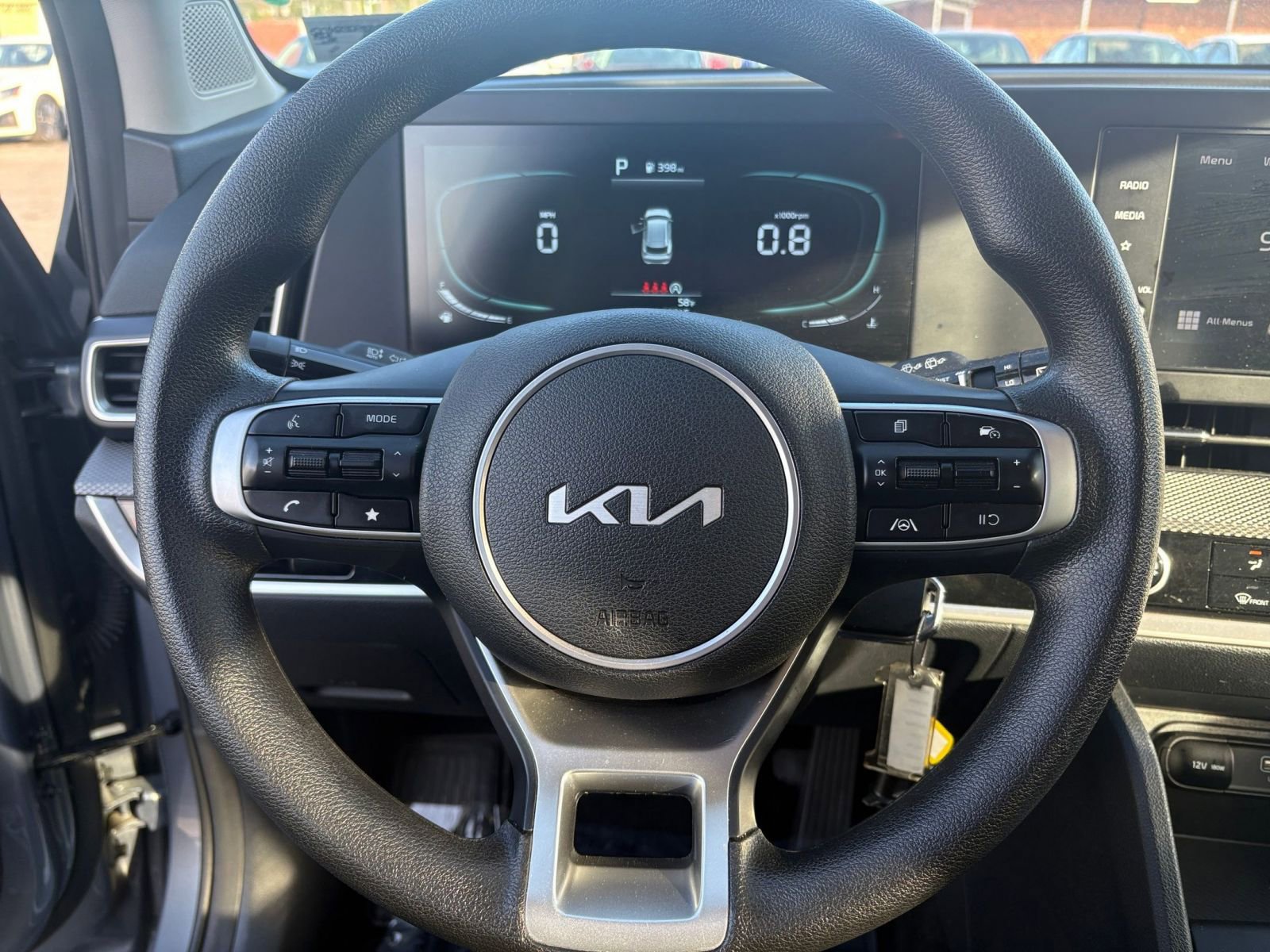 Used 2025 Kia Sportage LX image 27