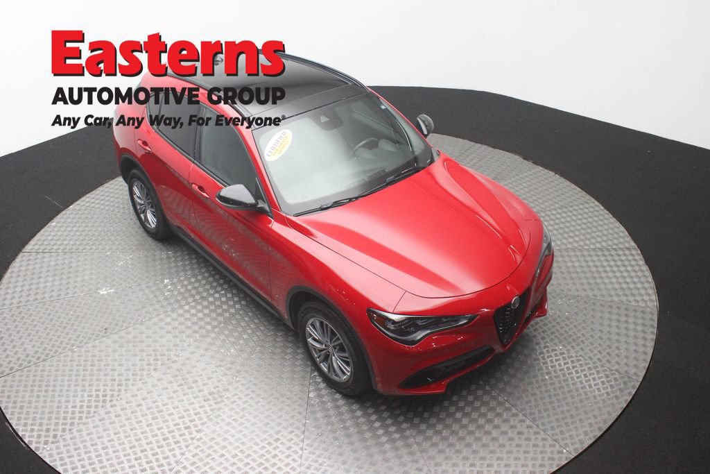 Used 2024 Alfa Romeo Stelvio Sprint AWD/4WD image 3
