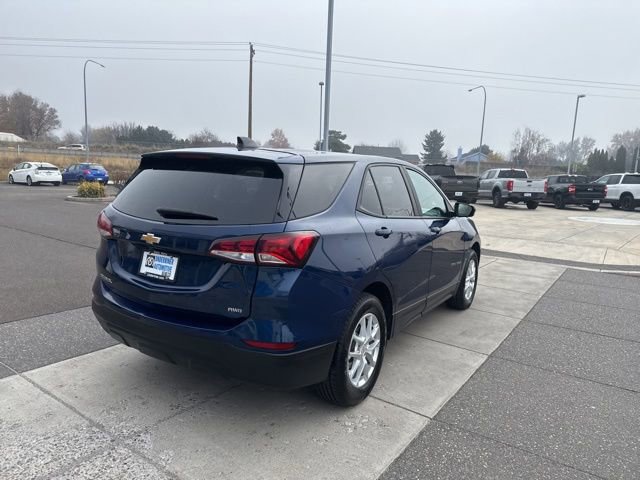 Used 2022 Chevrolet Equinox LS w/ LS Convenience Package image 6