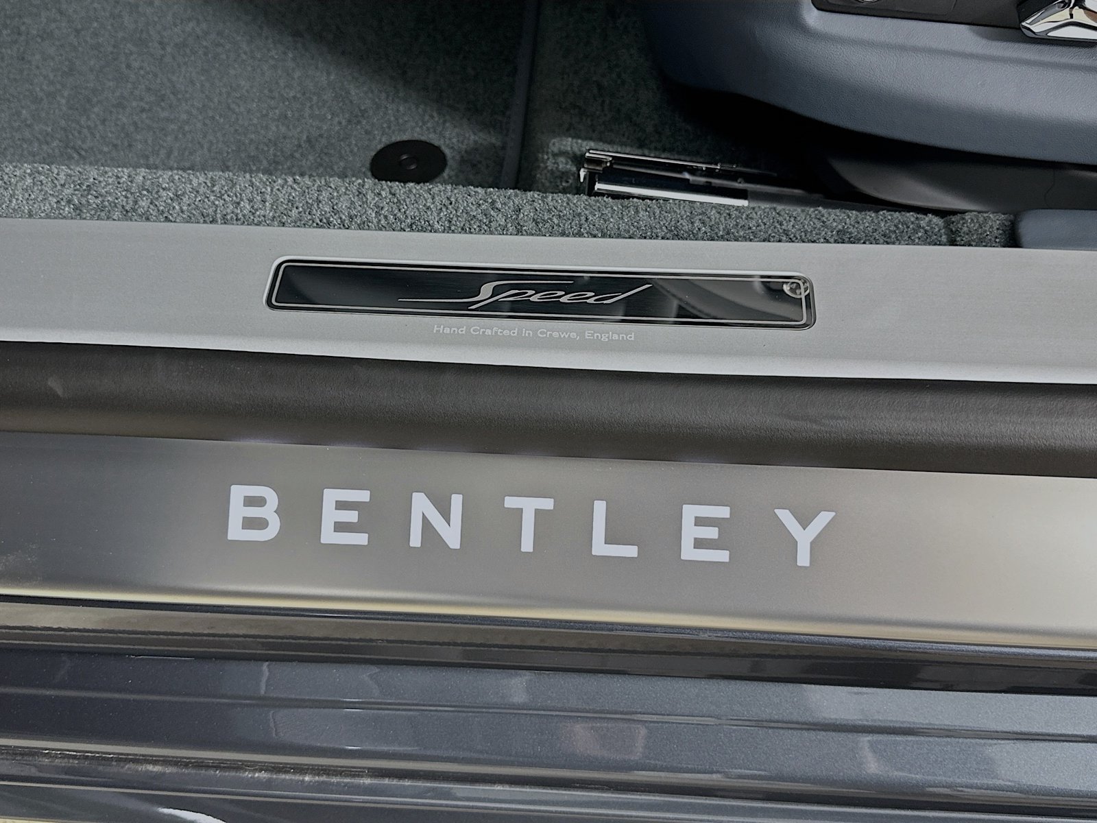 New 2026 Bentley Flying Spur Plug-In Hybrid AWD/4WD image 60