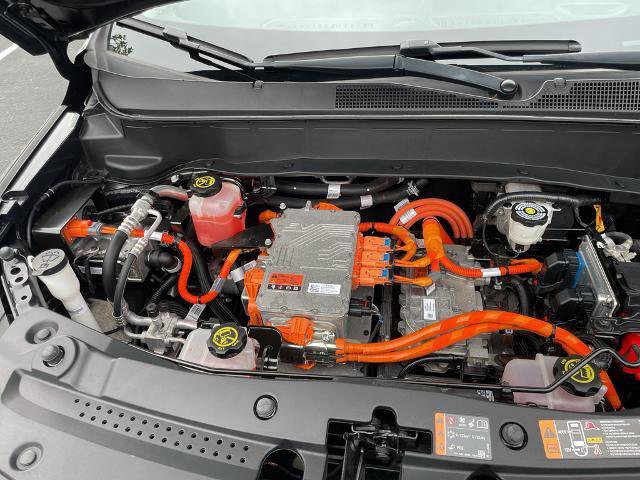 New 2023 Chevrolet Bolt EUV LT FWD image 11
