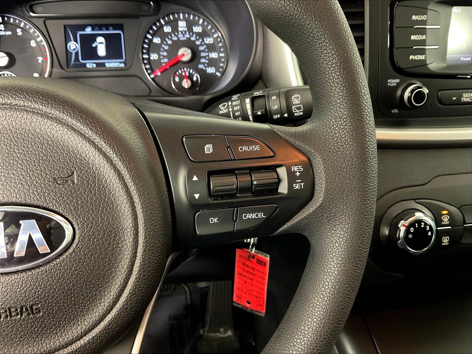 Used 2017 Kia Sorento FWD image 12