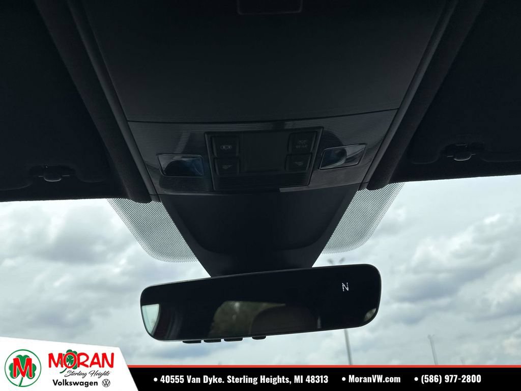Certified 2024 Volkswagen Tiguan SE AWD/4WD image 31