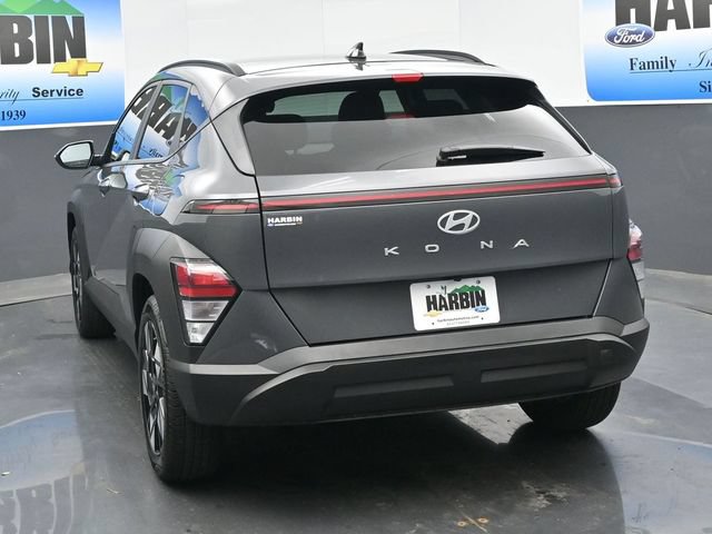 Used 2025 Hyundai Kona SEL FWD image 4