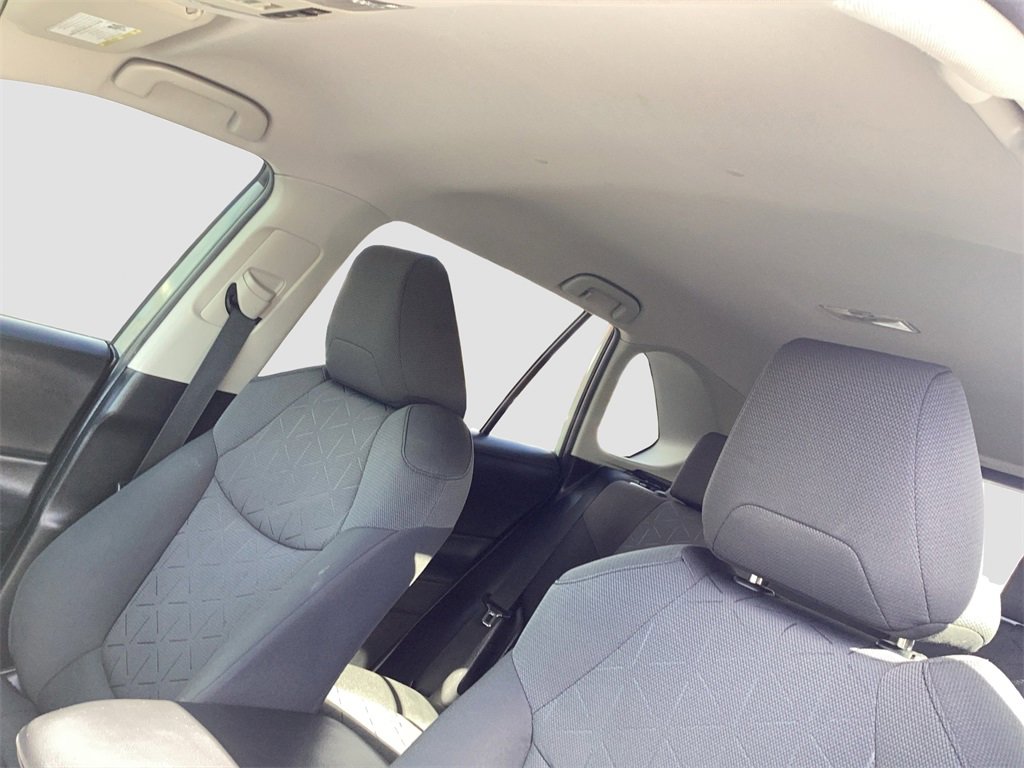 Used 2020 Toyota RAV4 XLE image 26